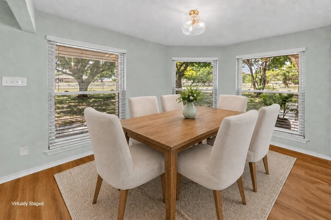 Photo of 16612 Scenic Circle