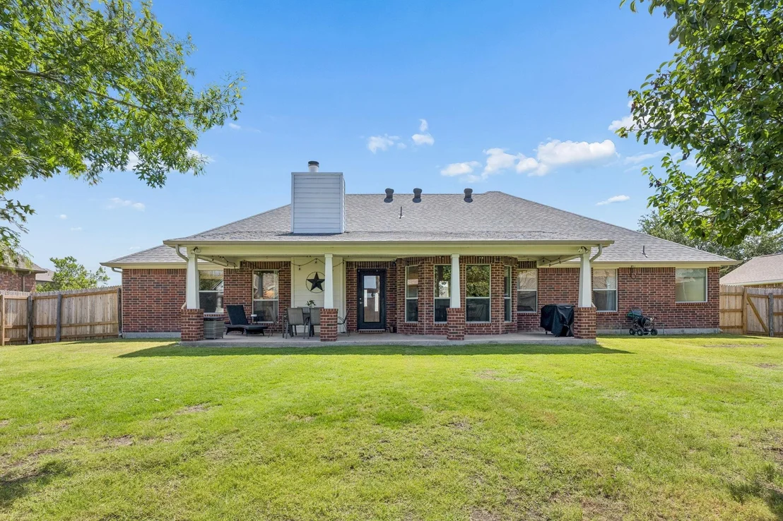 Photo of 671 Stefhanie Drive