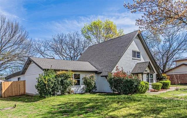 Photo of 1160 Harrison Lane