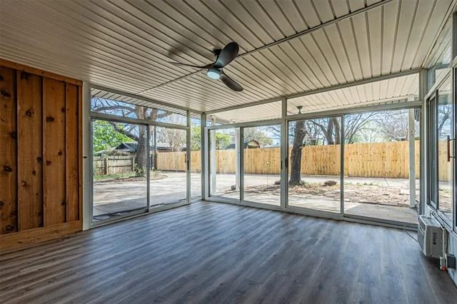 Photo of 1160 Harrison Lane