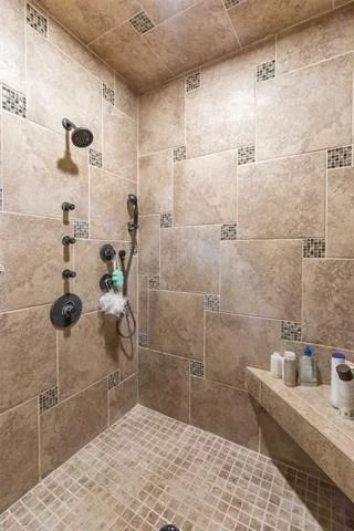 Photo of 1533 Elmwood Drive