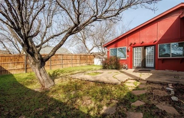 Photo of 2101 Deerfield Drive