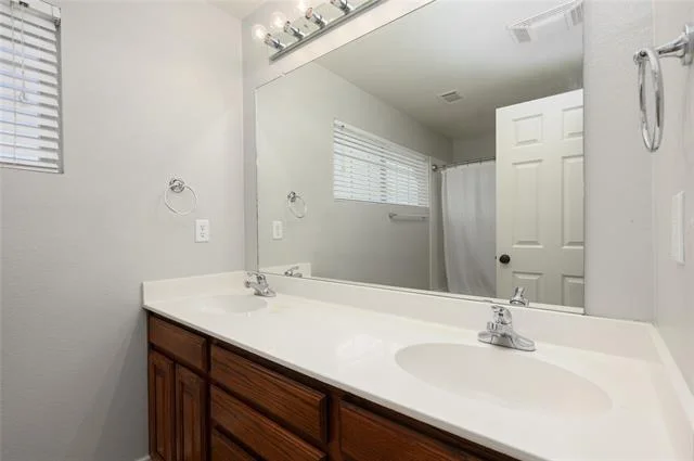 Photo of 4185 county road 2613