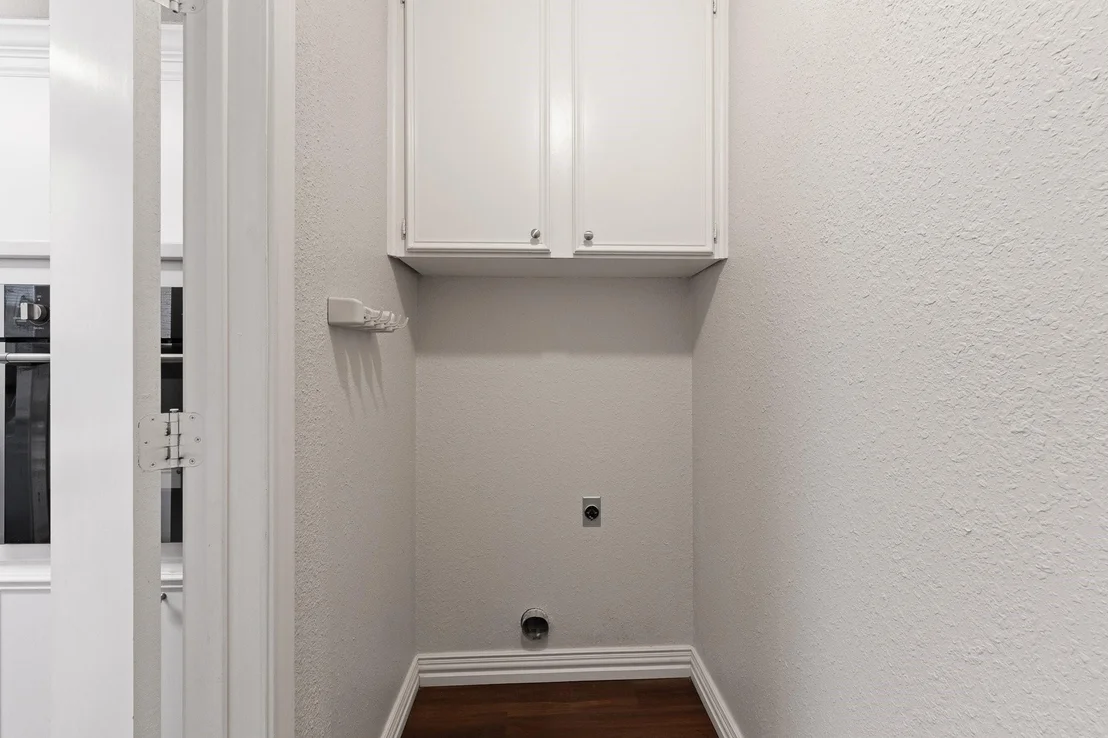 Photo of 433 Black Oak Lane