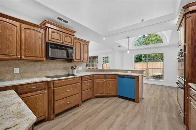Photo of 3518 Silver Oaks Drive