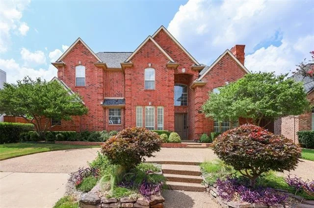 Photo of 4807 Holly Tree Drive