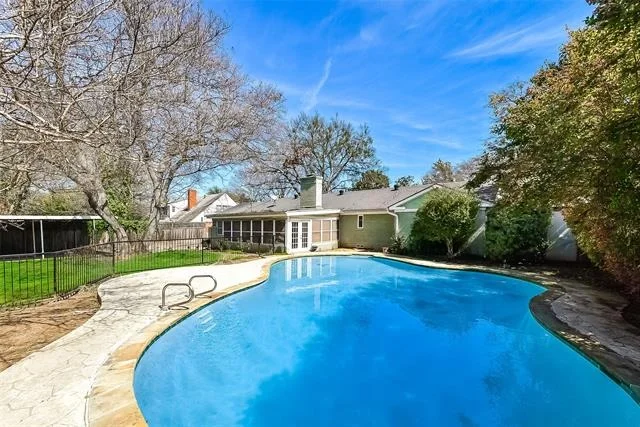 Photo of 10509 Gooding Drive