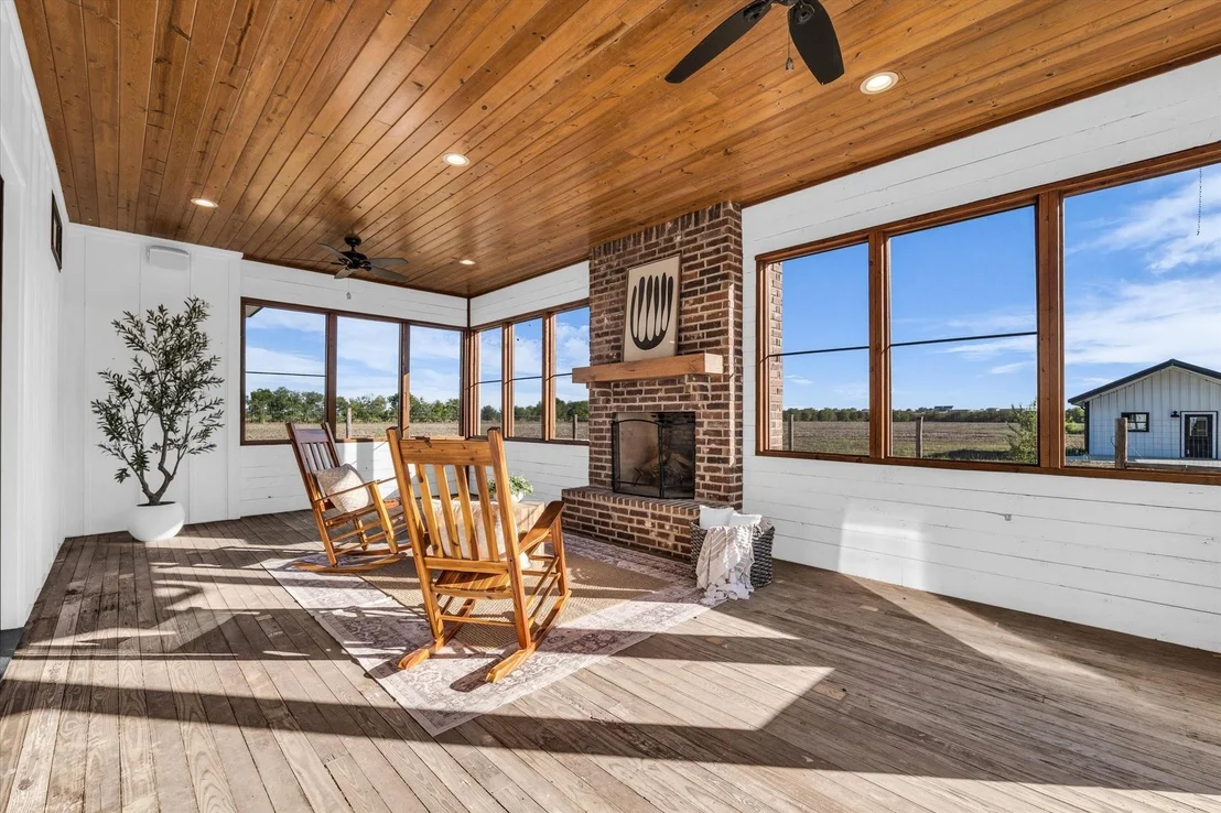 Photo of 23010 Rosebud Road