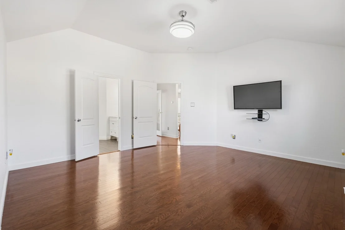 Photo of 2409 Eisenhower Drive