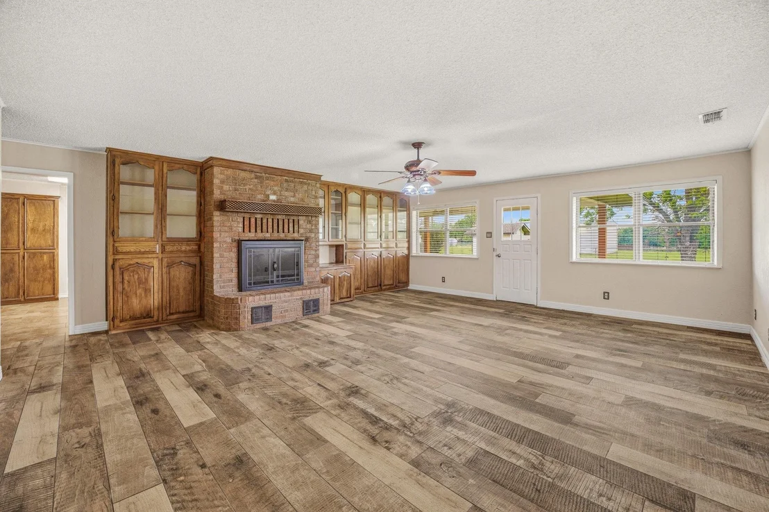 Photo of 621 County Road 484
