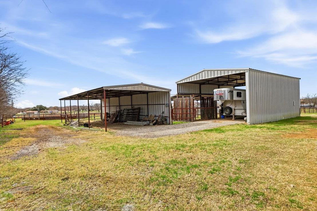 Photo of 309 Sanders Road