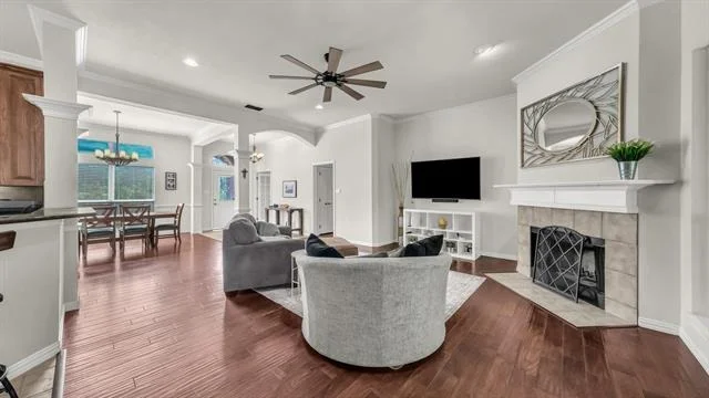 Photo of 203 Mockingbird Lane