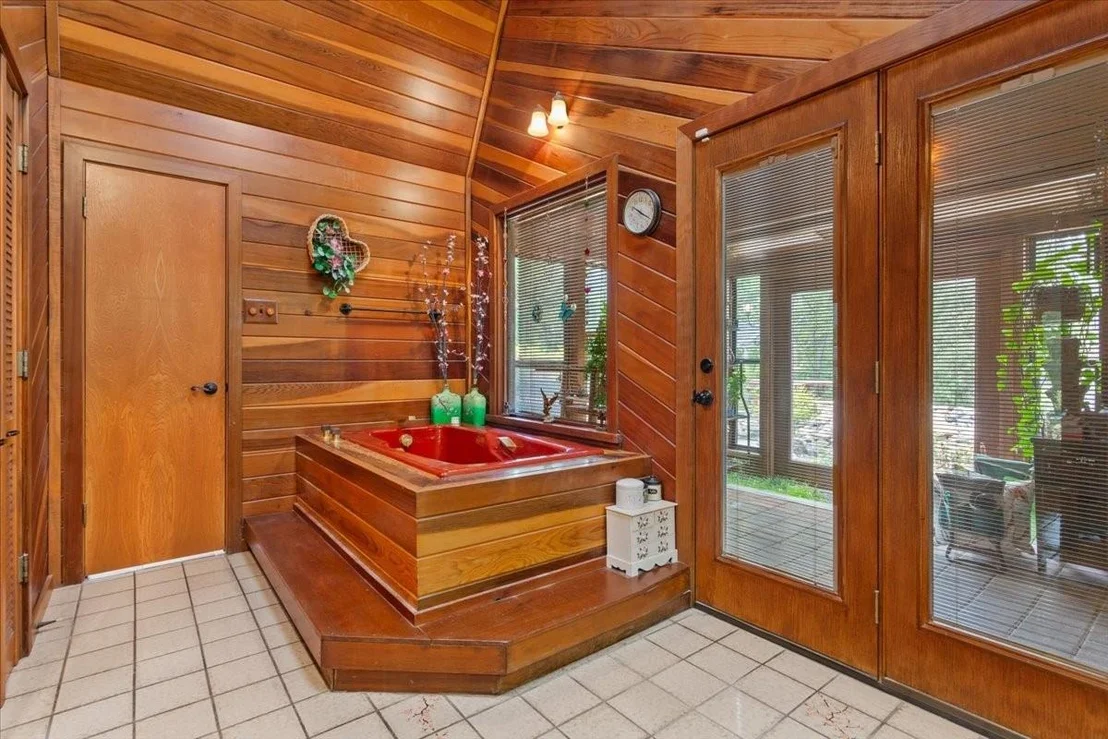 Photo of 3724 Greenleaf Drive