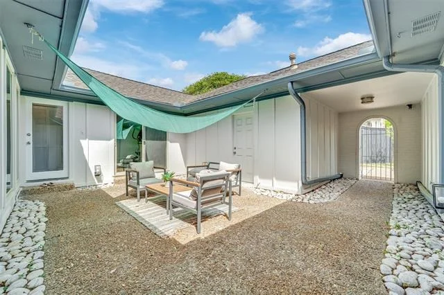 Photo of 9511 Robin Meadow Drive