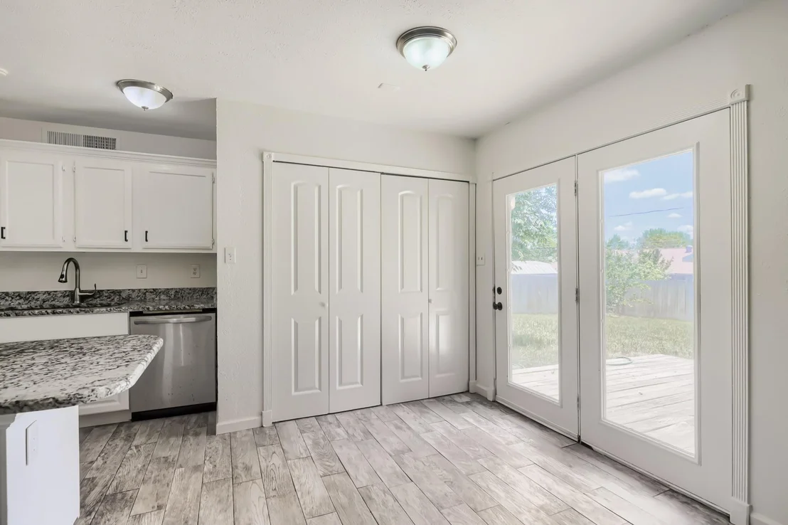 Photo of 804 Netherland Drive
