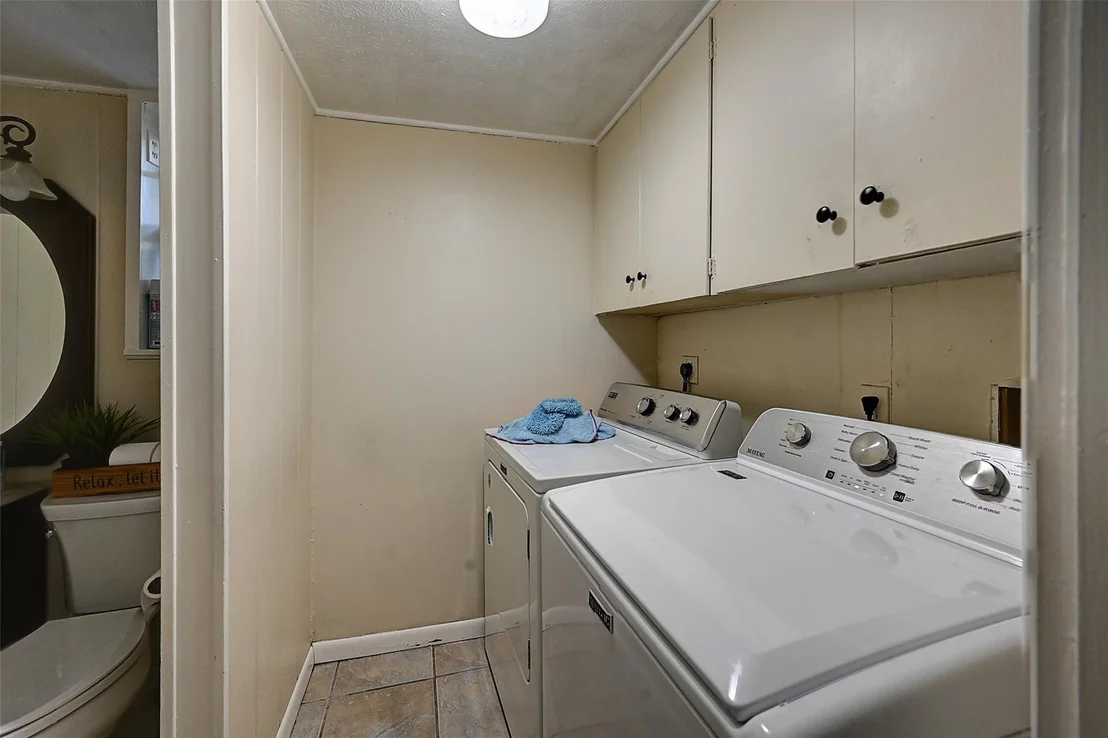 Photo of 3262 Camelot Drive