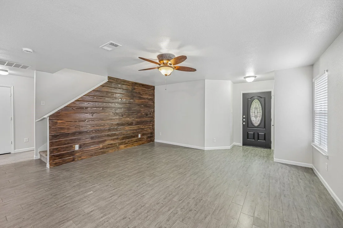 Photo of 8820 Valley River Drive