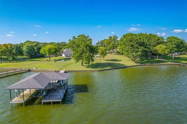 Photo of 626 Bay View Drive