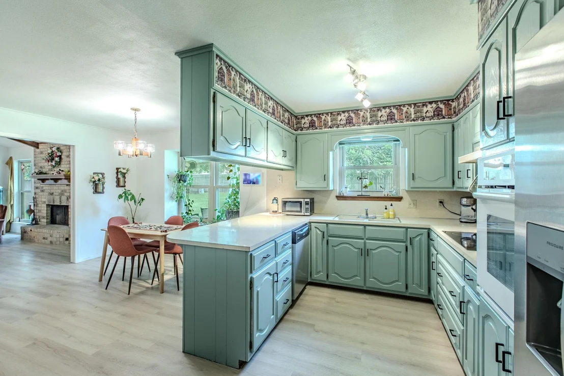 Photo of 1057 Radisson Drive