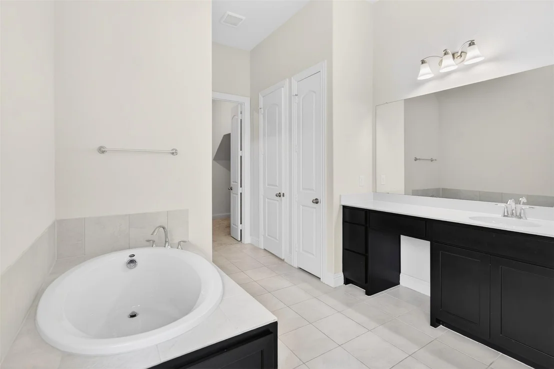 Photo of 2604 Silver Leaf Drive