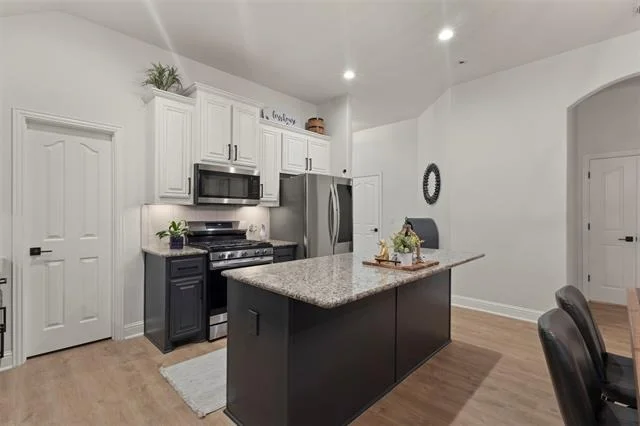Photo of 925 Lighthouse Lane