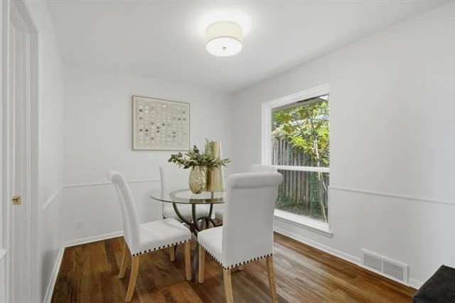 Photo of 939 Blue Lake Circle