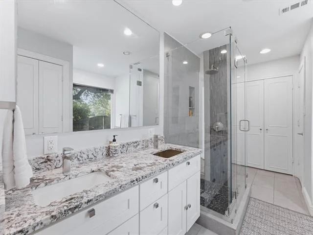 Photo of 6160 Spring Valley Road