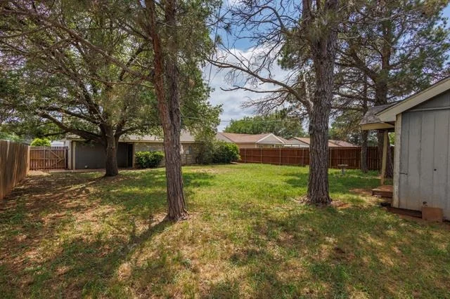 Photo of 1342 Baylor Street