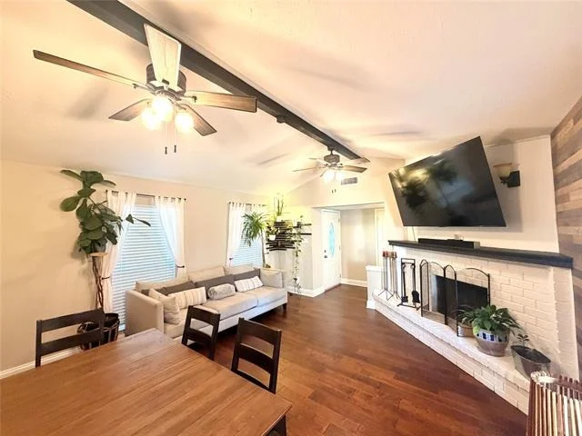 Photo of 332 Willow Springs Drive