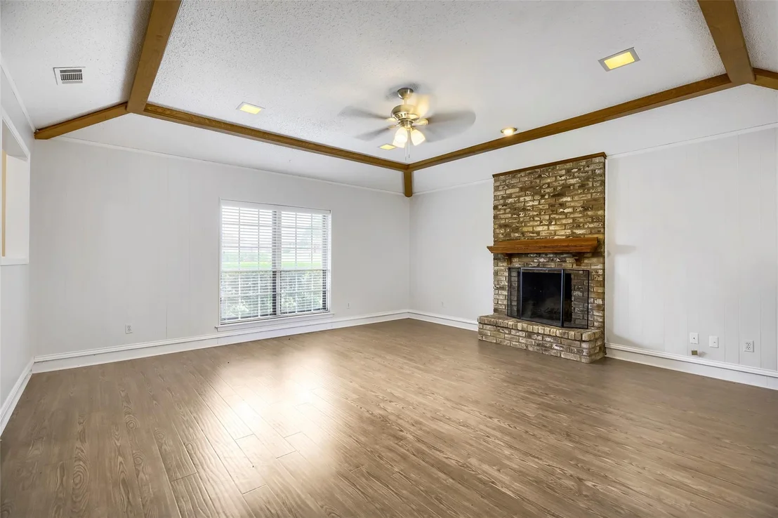 Photo of 814 Oakbluff Drive