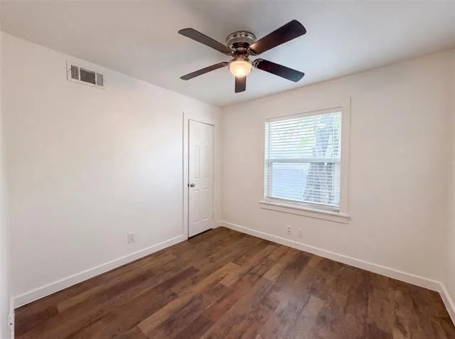 Photo of 832 Central Drive