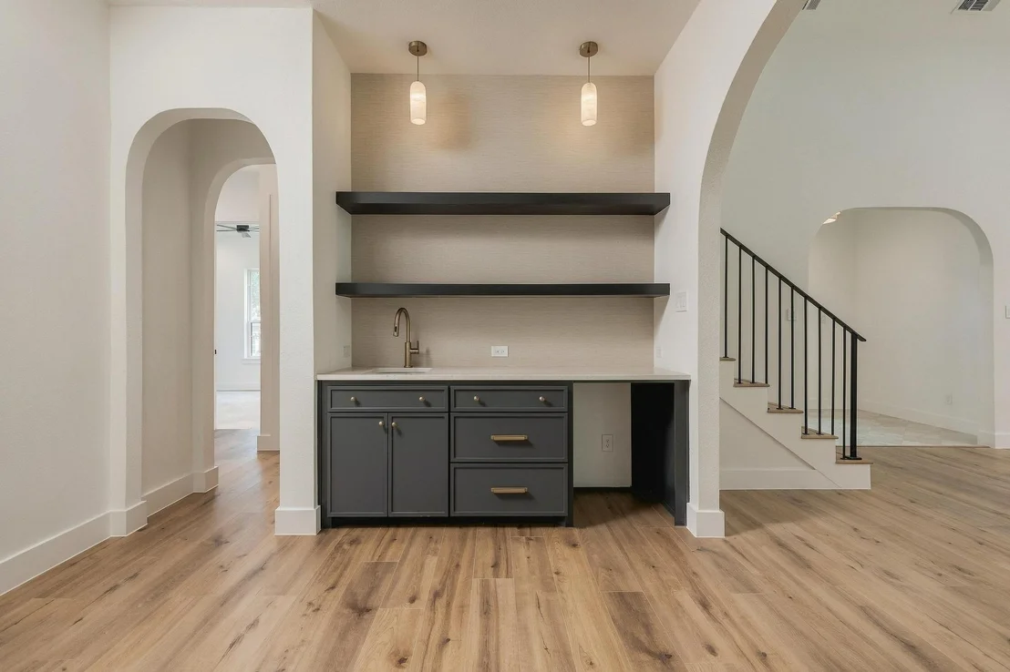 Photo of 2510 Creekbend Circle