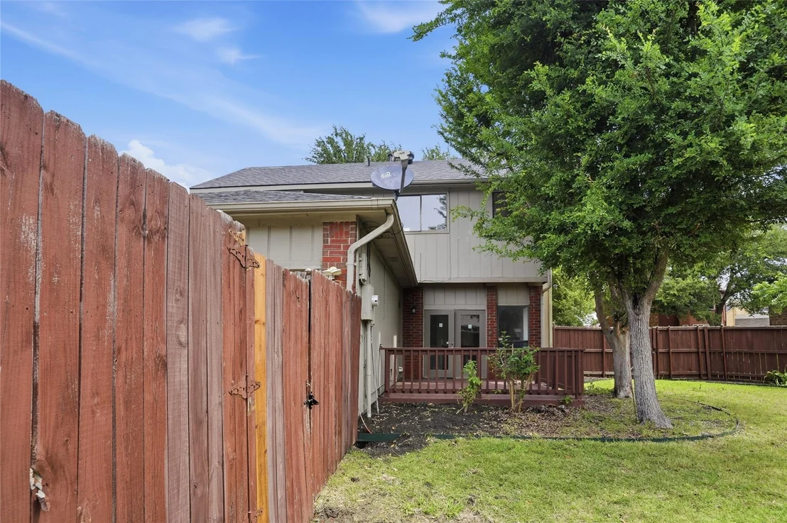 Photo of 2142 Falcon Ridge Drive