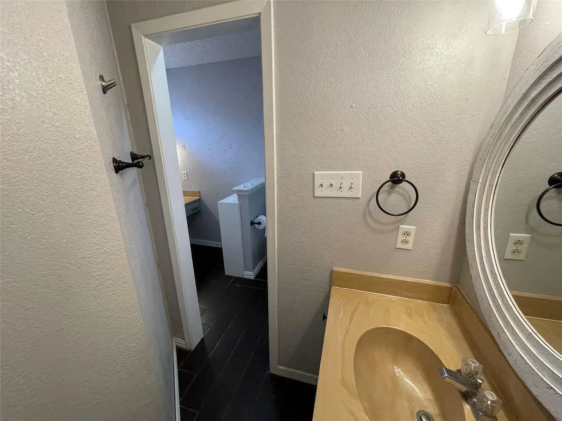 Photo of 1525 Seamans Way
