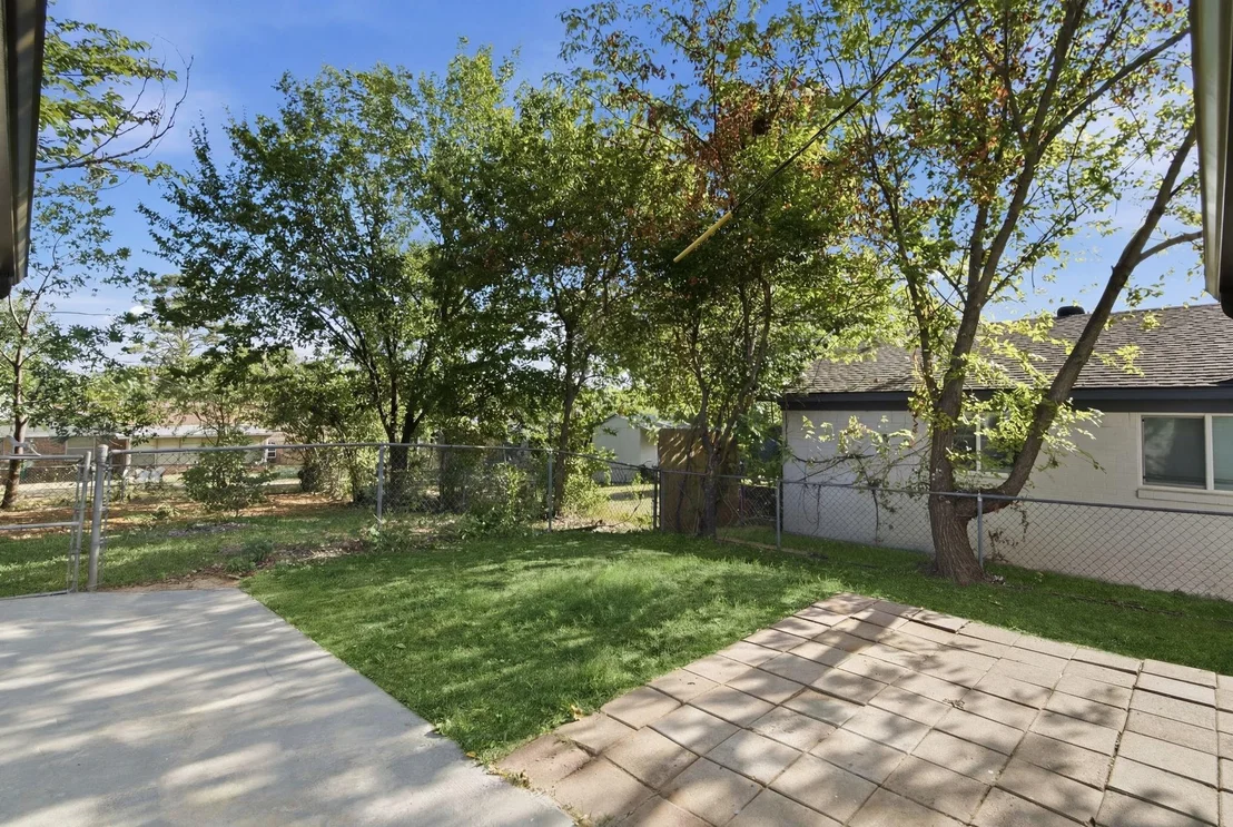 Photo of 6632 Ellis Road