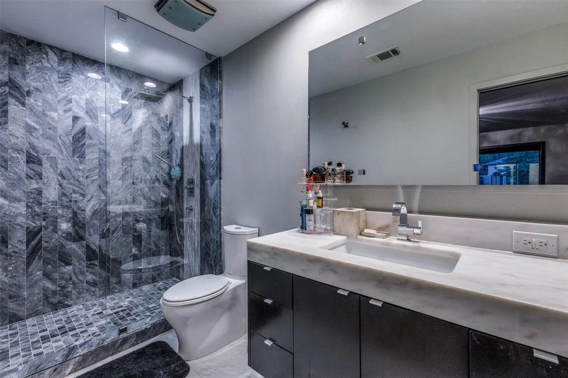Photo of 6321 Spring Valley Road