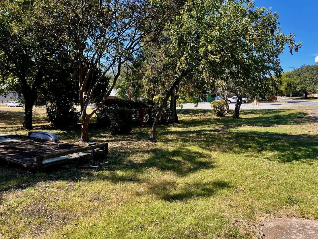Photo of 3613 Williams Road