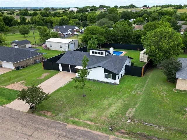 Photo of 139 Moses Manor Drive