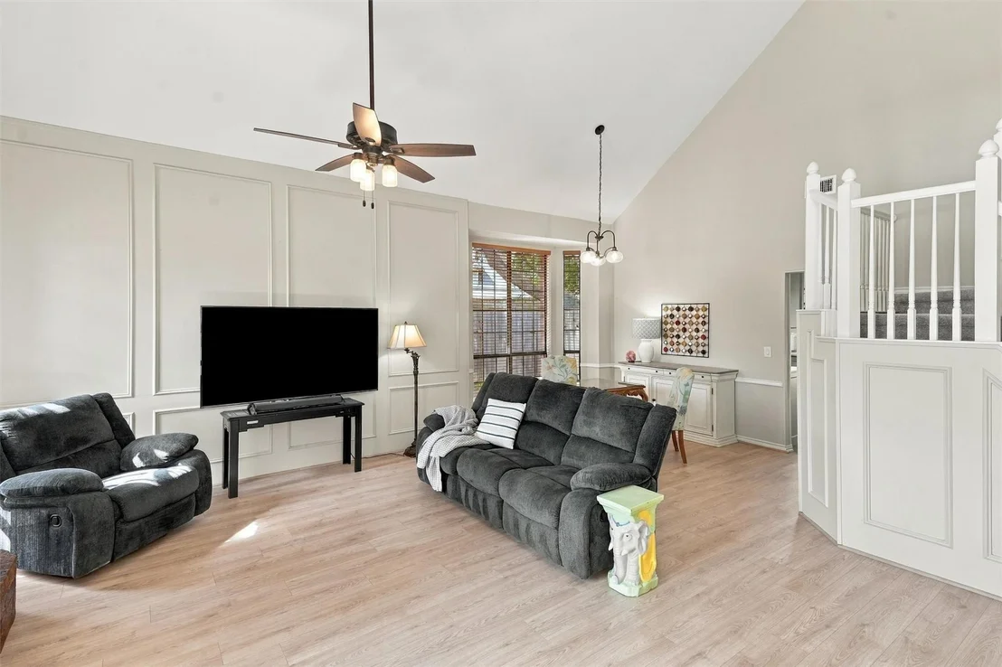 Photo of 3817 Periwinkle Street