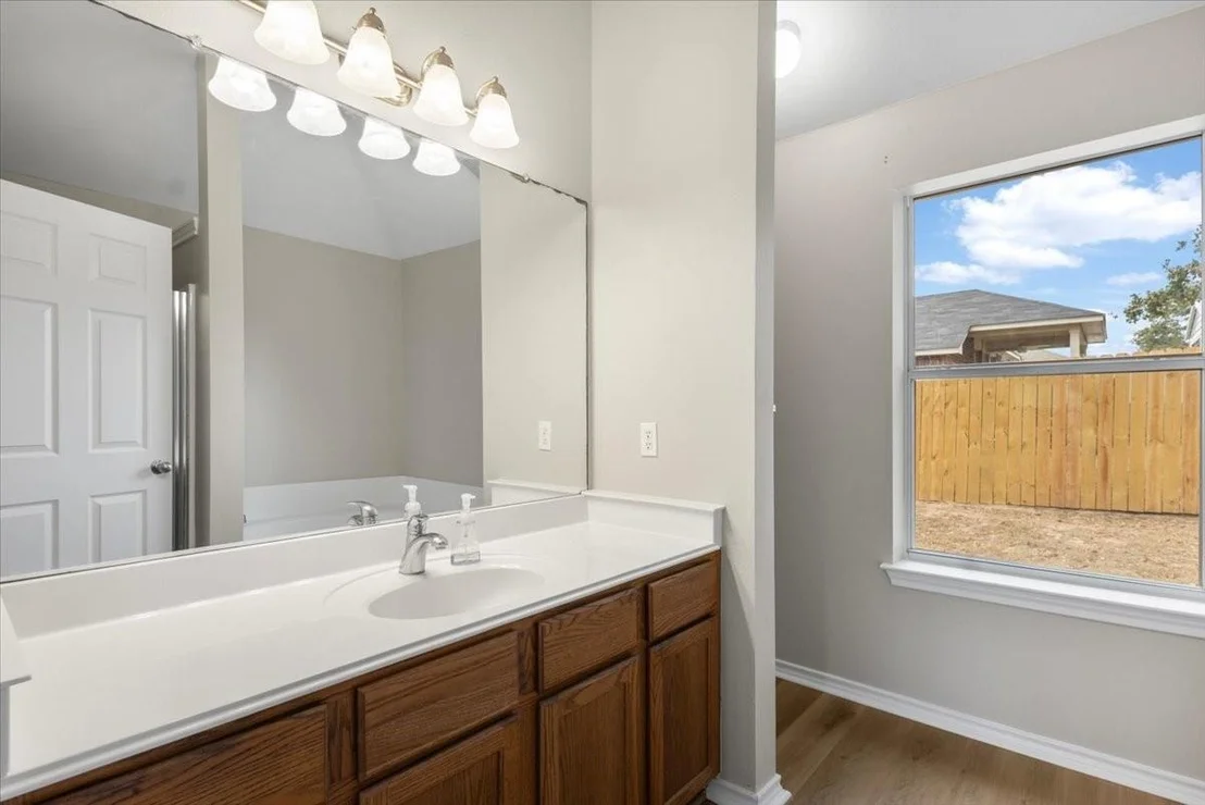 Photo of 386 Molly Lane