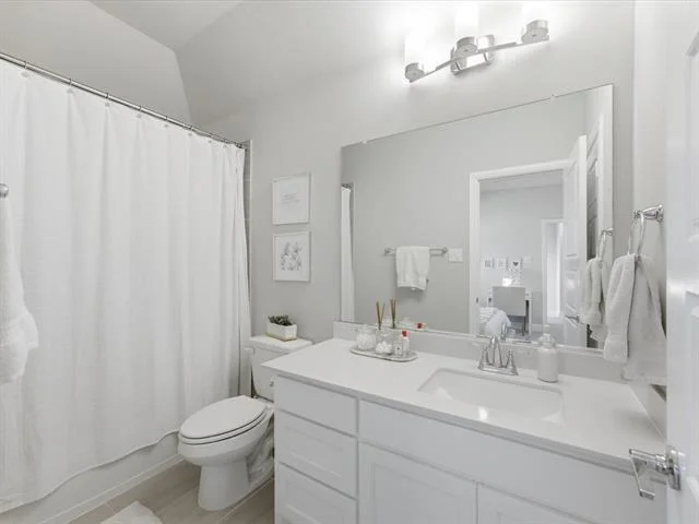 Photo of 900 Panorama Drive