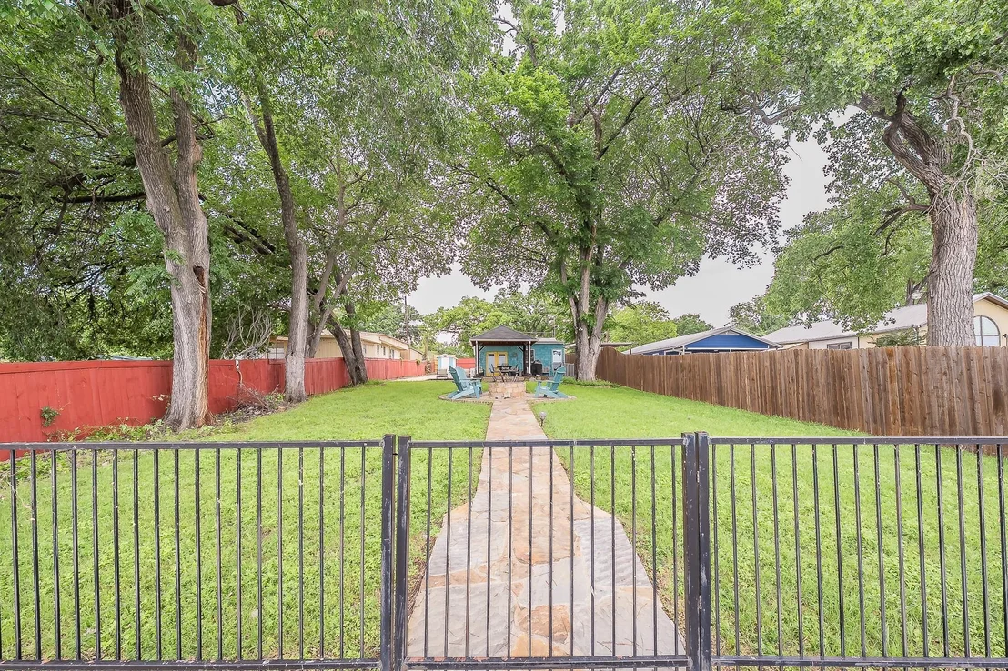 Photo of 14064 Rucker Street