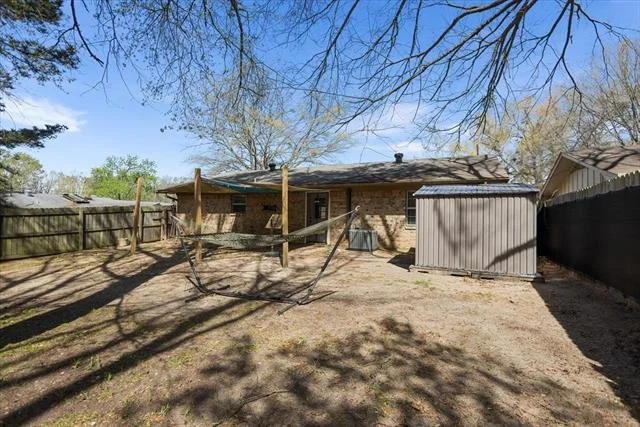 Photo of 14596 Tucker