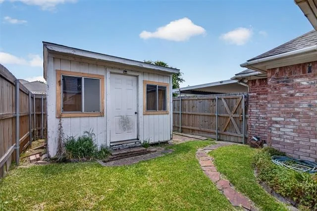 Photo of 2422 Weatherby Drive