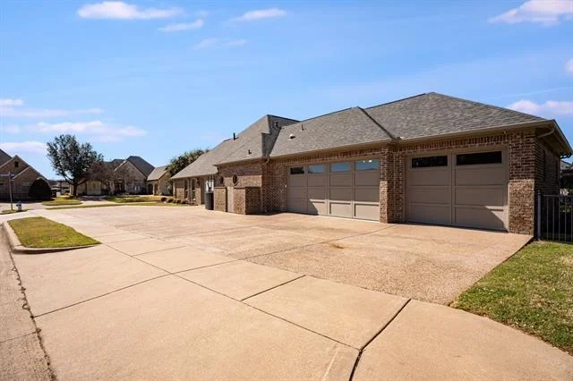 Photo of 2615 Harborside Drive