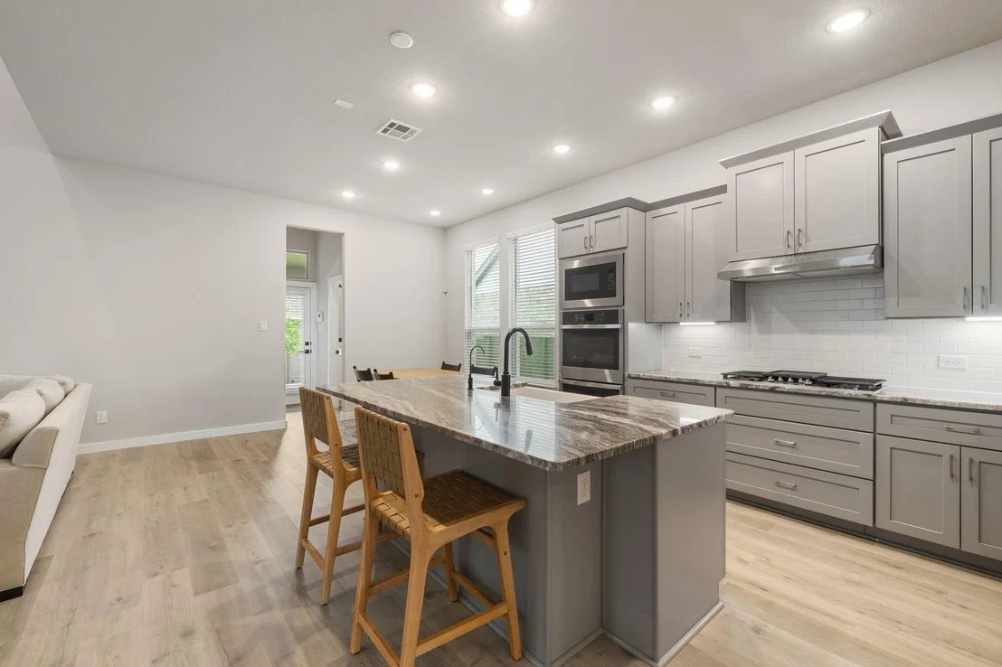 Photo of 3321 Scotsman Road