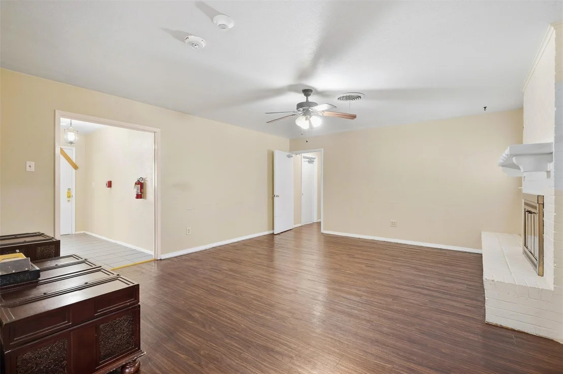 Photo of 5682 Worrell Drive