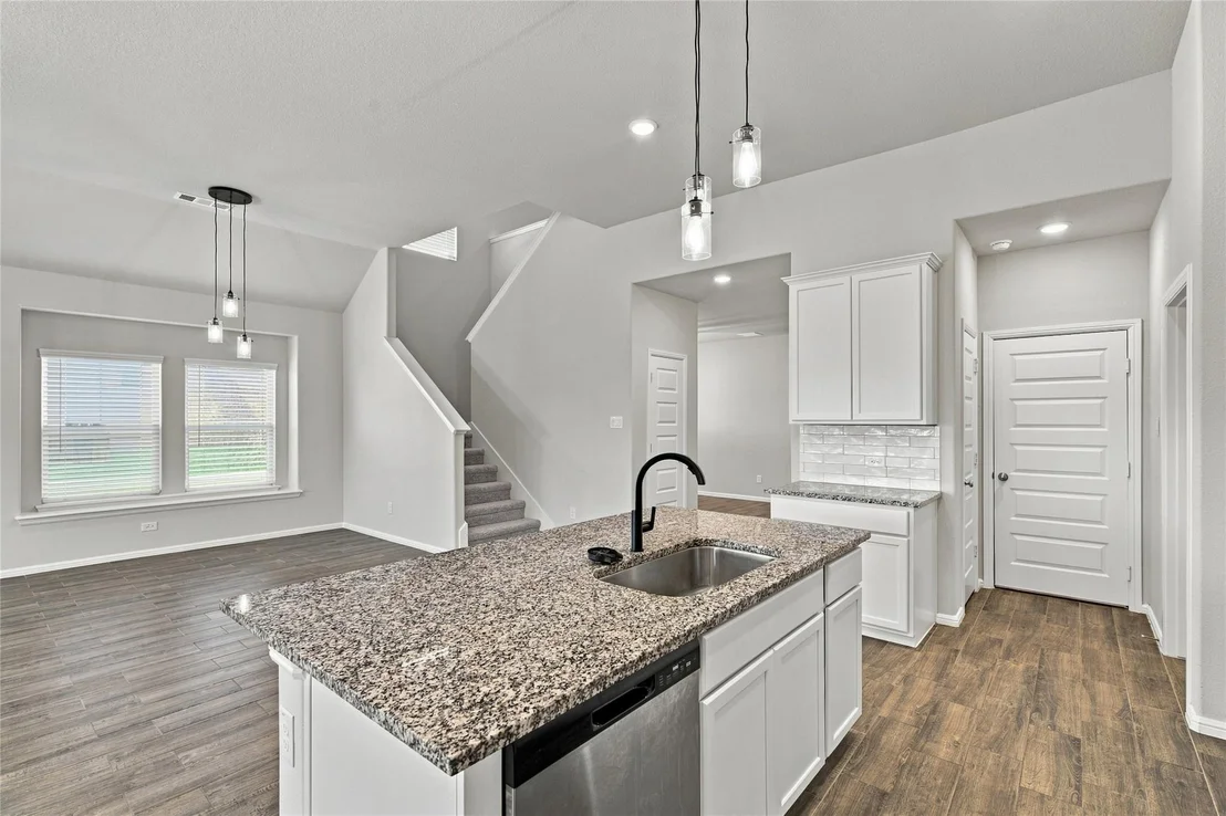 Photo of 1345 Fox Glen Trail