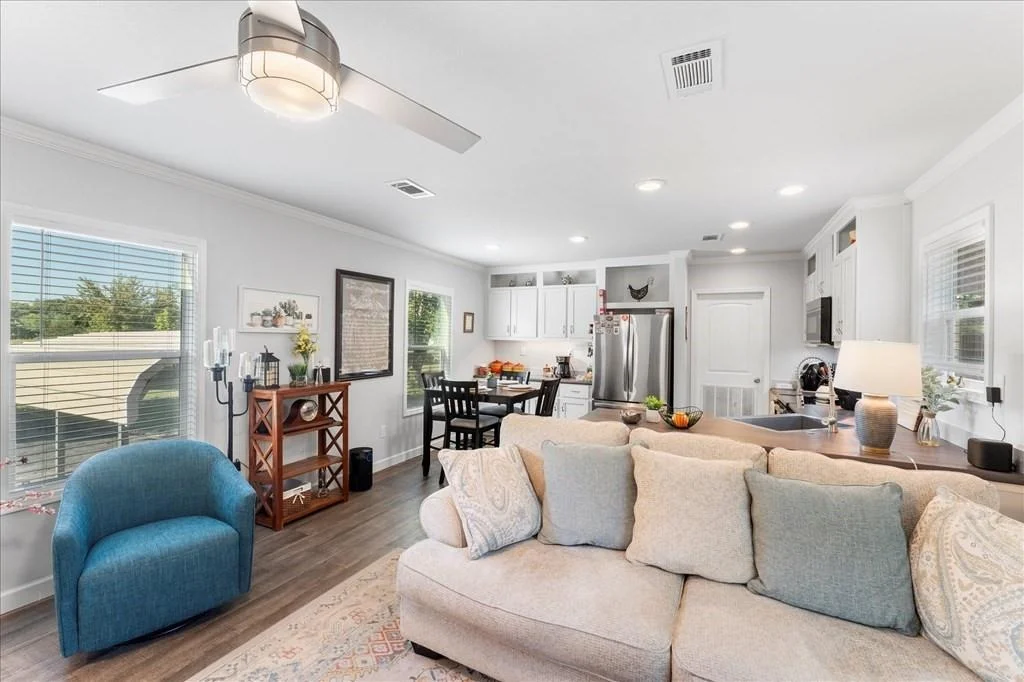 Photo of 1034 Pleasant Drive
