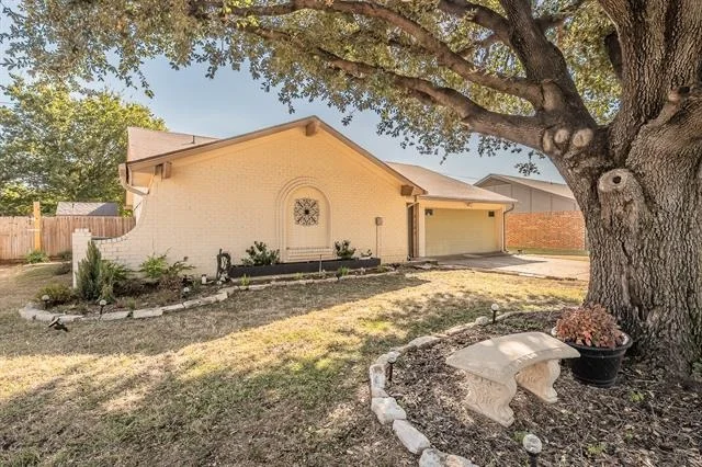 Photo of 4108 Longleaf Lane